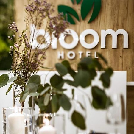 Bloom Hotel Airport Okecie Raszyn Exterior foto